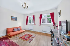 Hayland Close, London