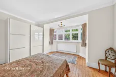 Hayland Close, London