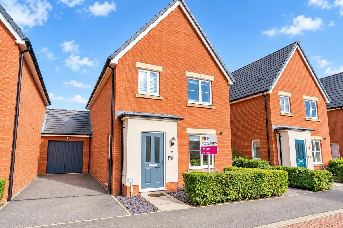 Le Marechal Avenue, Bursledon, SOUTHAMPTON