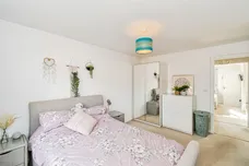 Le Marechal Avenue, Bursledon, SOUTHAMPTON