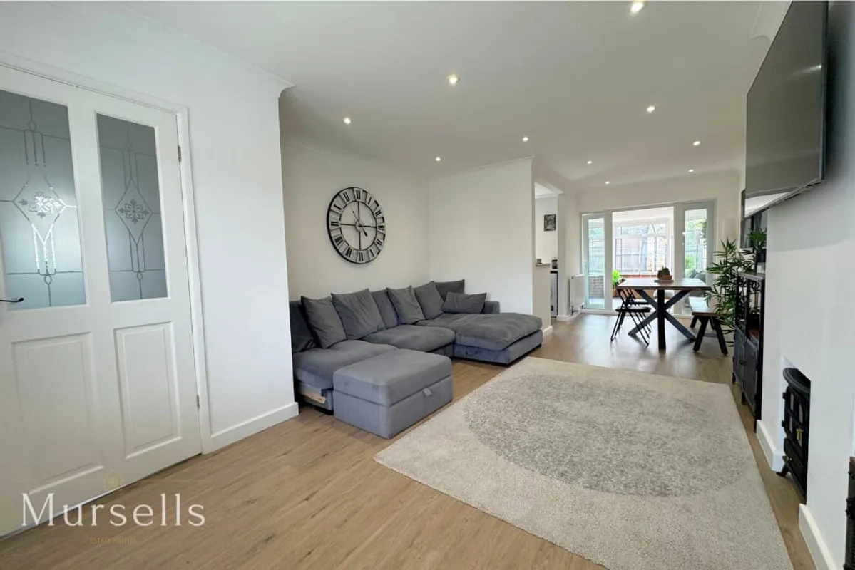 Freshwater Drive, Poole, BH15
