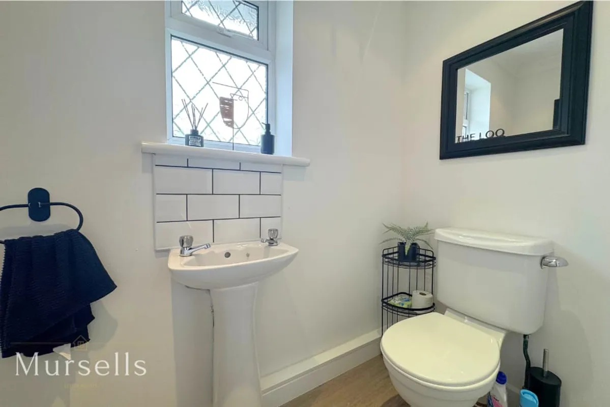 Freshwater Drive, Poole, BH15