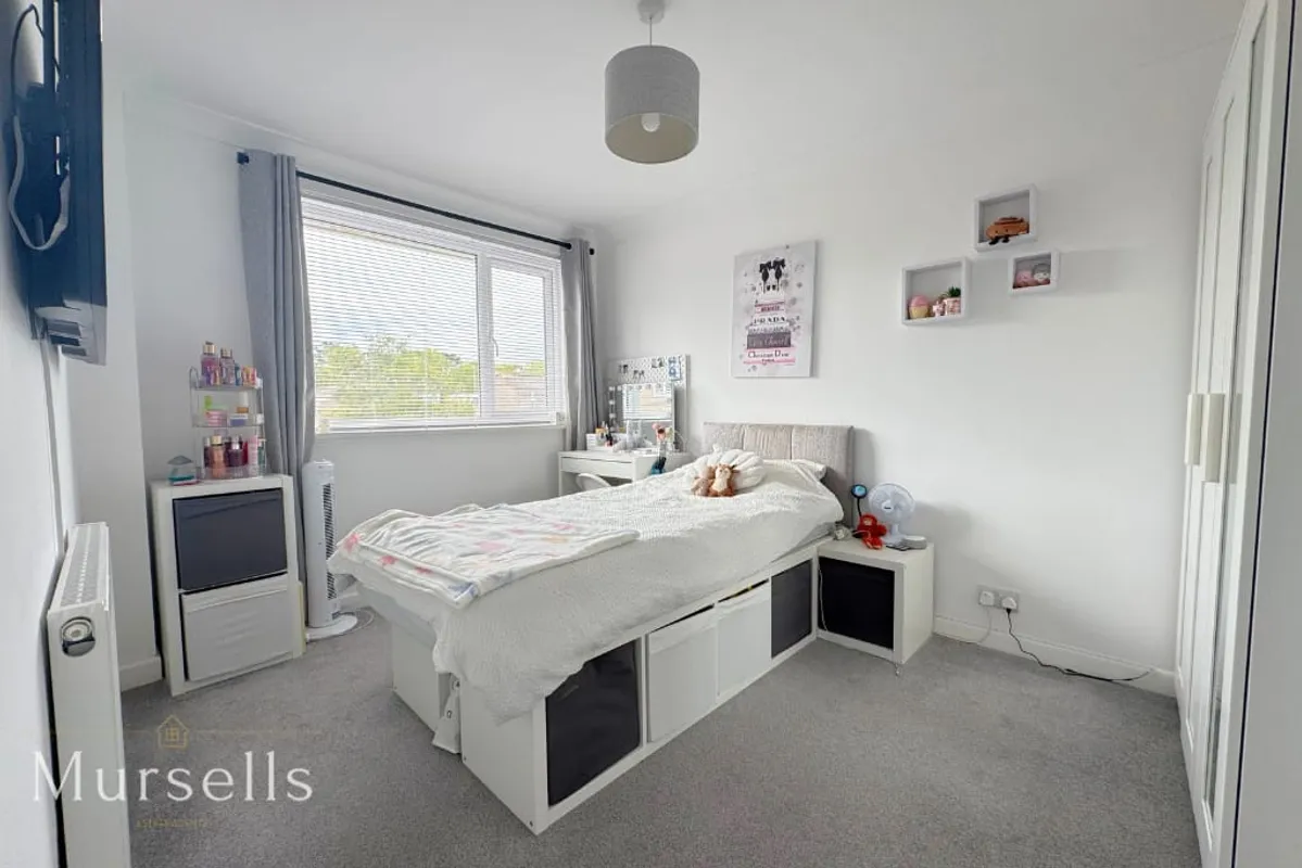 Freshwater Drive, Poole, BH15