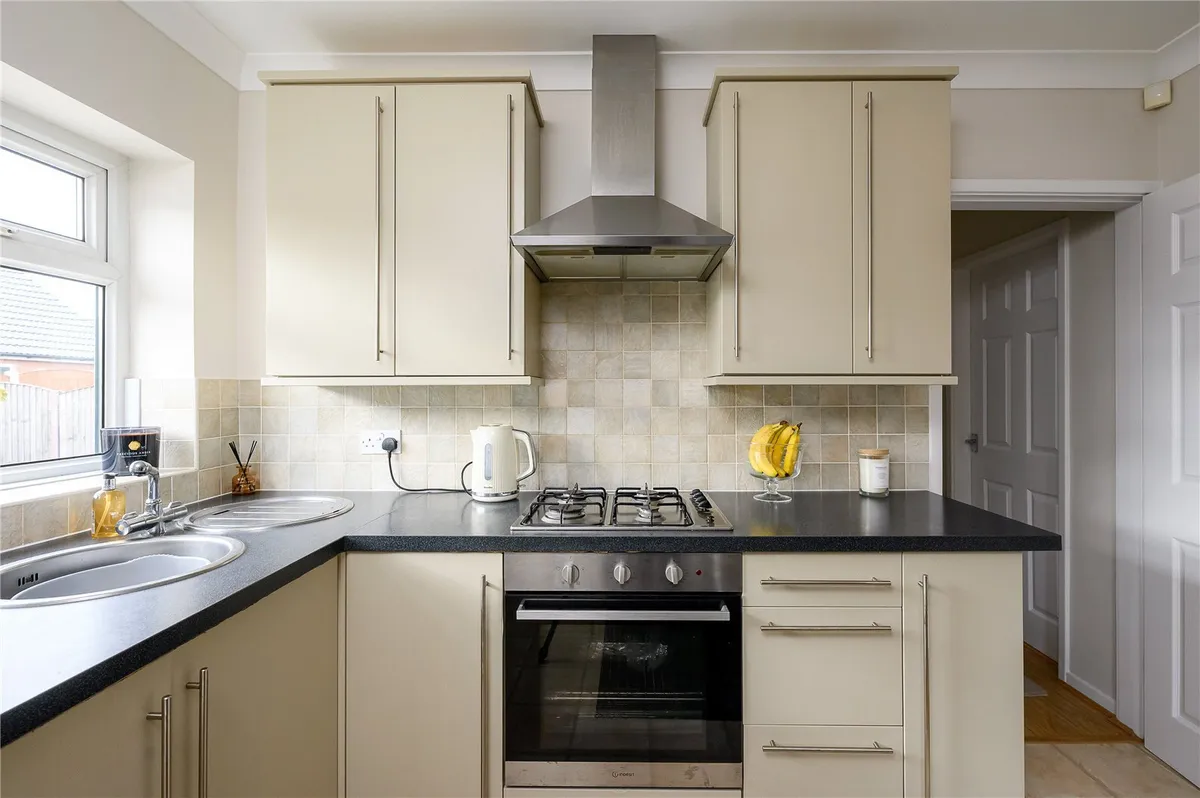 Lyndhurst Road, Scholes, LS15