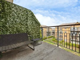 Southwell Close, Chafford Hundred, Grays thumb 2