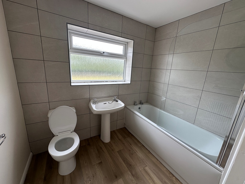 Dairy Cottages, Aylesby Road, Great Coates, Grimsby, DN37 9NU Image 14