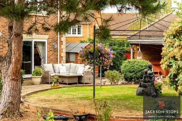 Moat Farm Close, Greenfield, MK45 photo 30