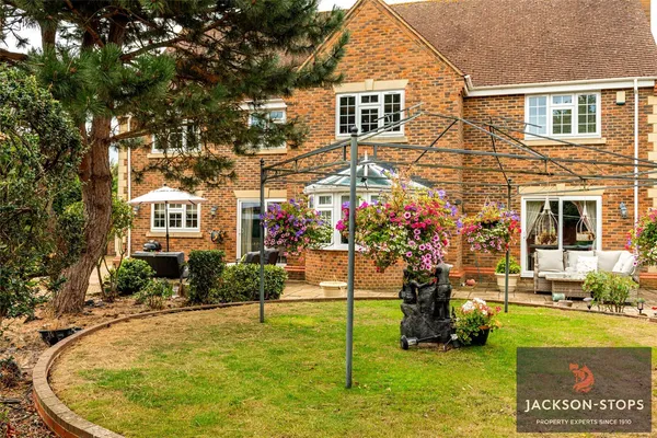 Moat Farm Close, Greenfield, MK45 photo 32
