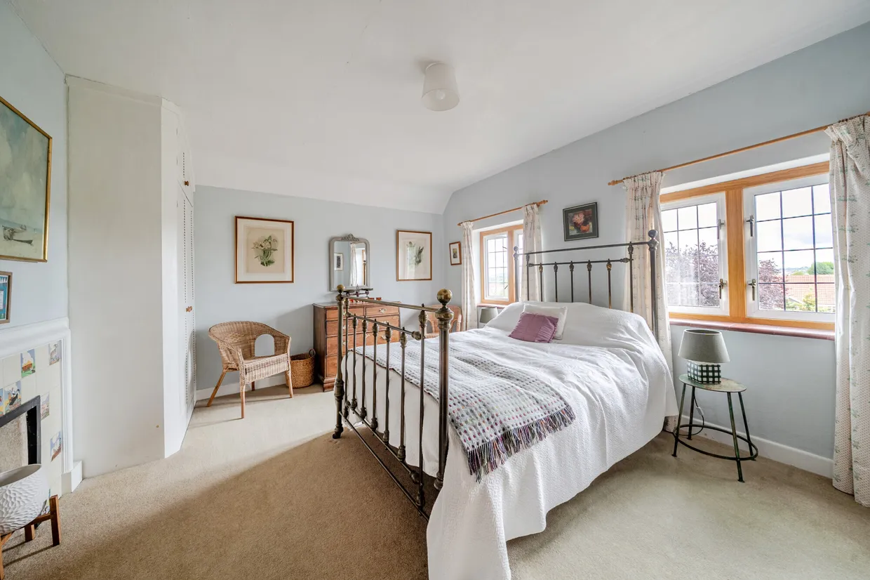 Three Stiles Road, Farnham, GU9 photo 15