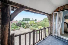 Three Stiles Road, Farnham, GU9 photo 18