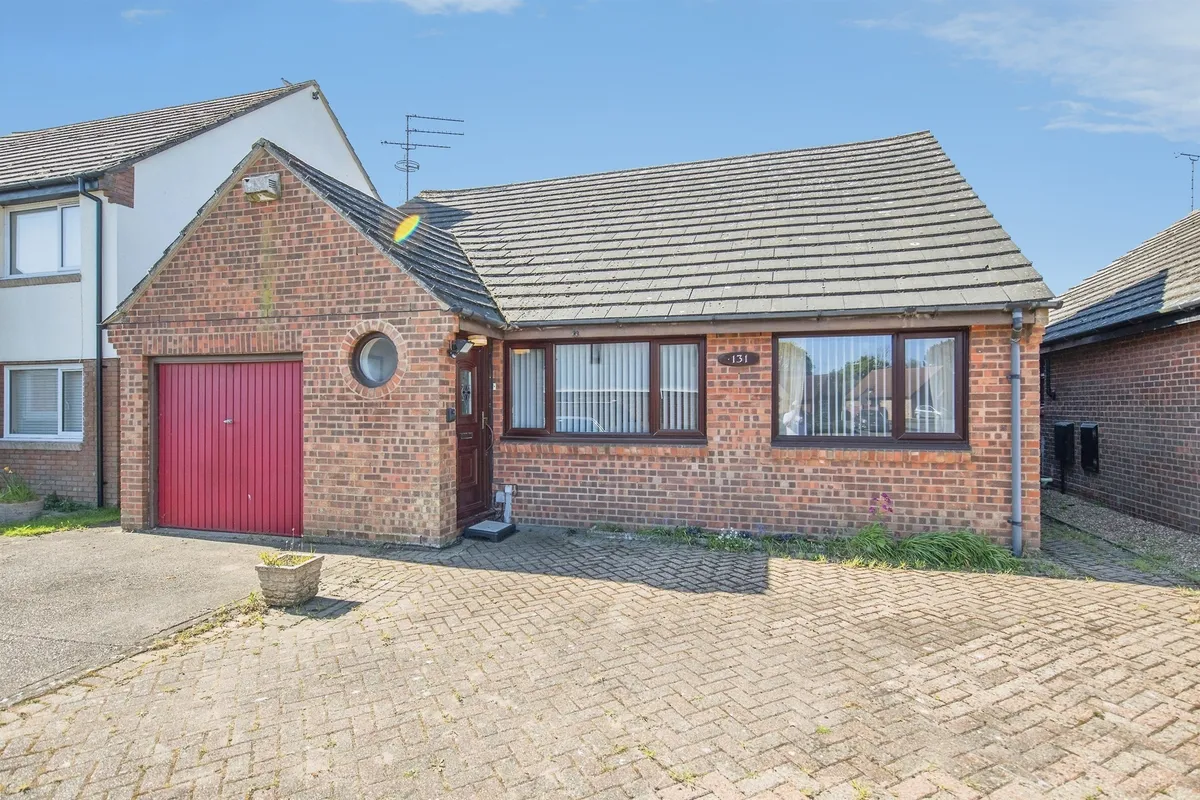 Faulkeners Way, Trimley St. Mary, Felixstowe