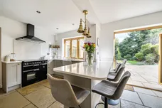 Bell Meadow, Godstone, RH9 photo 9