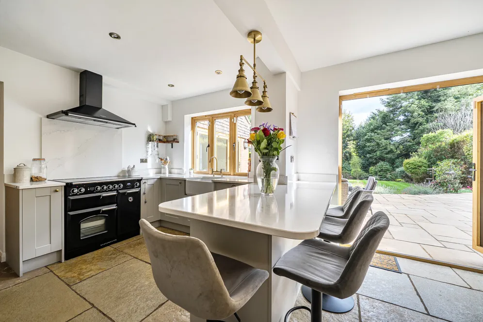 Bell Meadow, Godstone, RH9 photo 9
