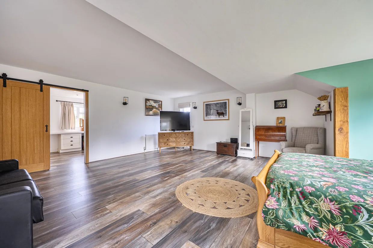 Bell Meadow, Godstone, RH9 photo 13