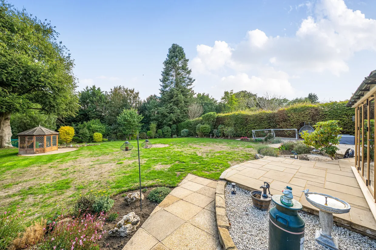 Bell Meadow, Godstone, RH9 photo 25
