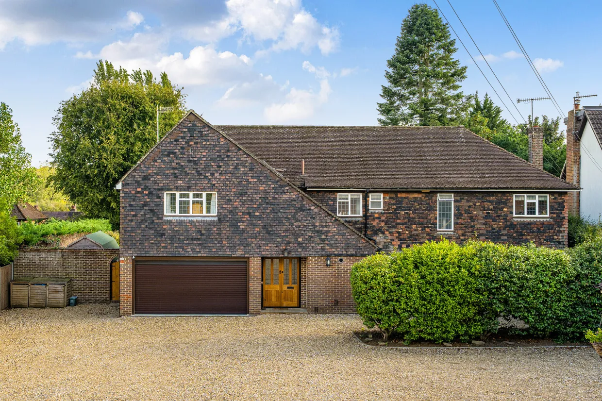 Bell Meadow, Godstone, RH9 photo 29