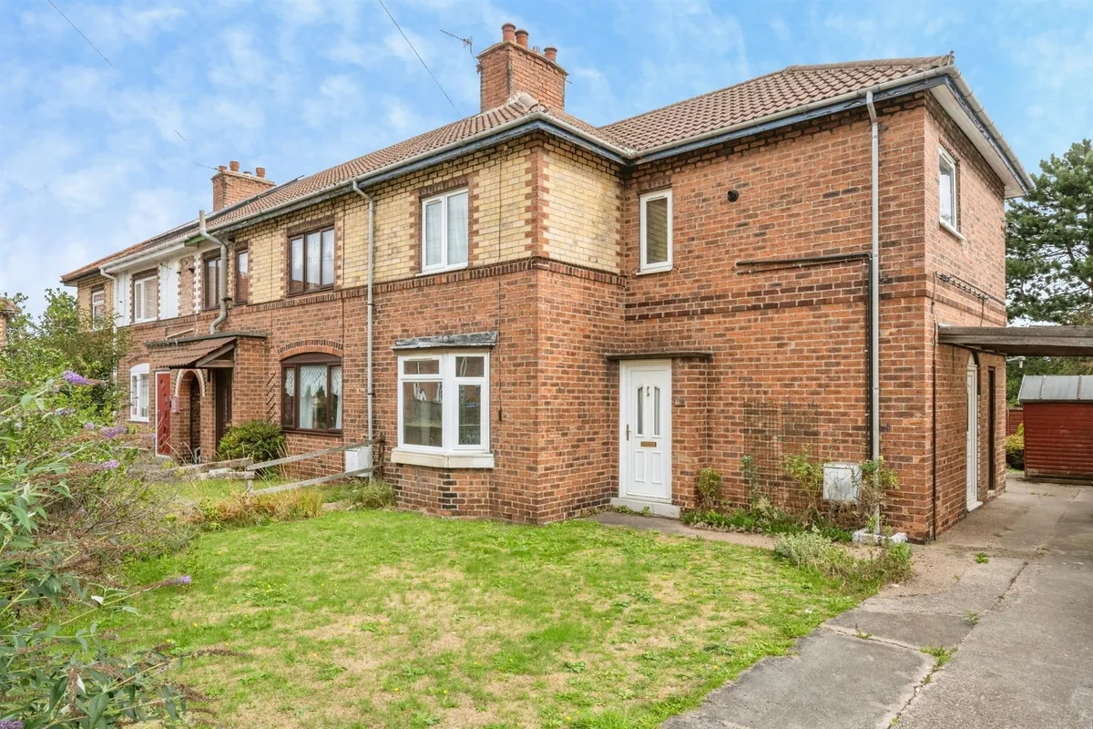 Galway Drive, Bircotes, DONCASTER