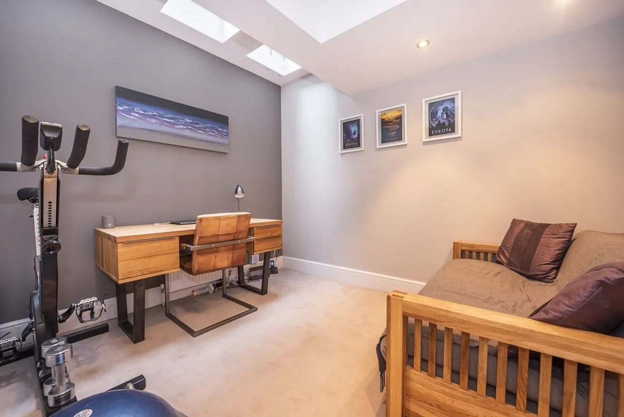 Louvaine Road, London, SW11 photo 9