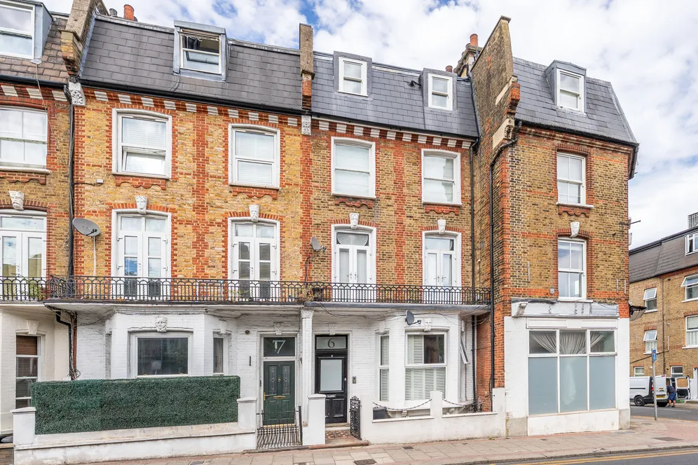 Boutflower Road, London, SW11 photo 2