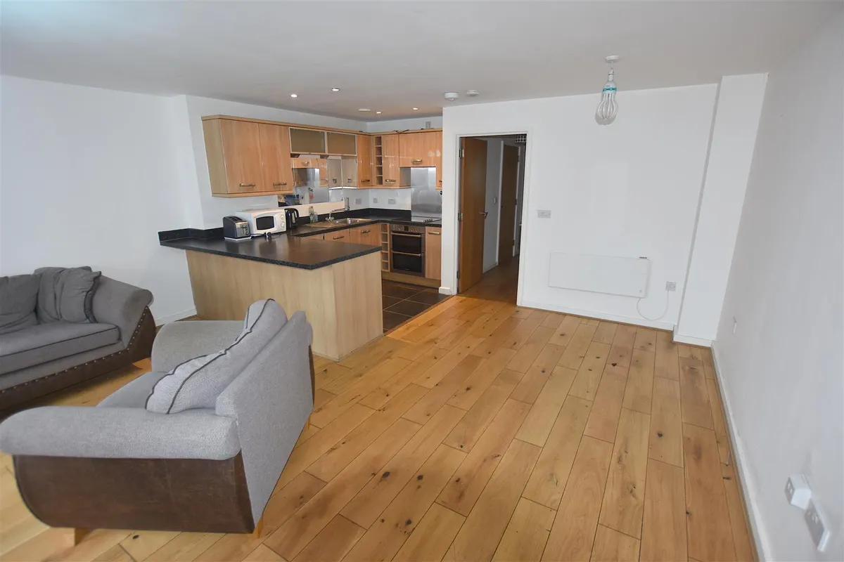 Greenbank Court, Lanadron Close, Isleworth