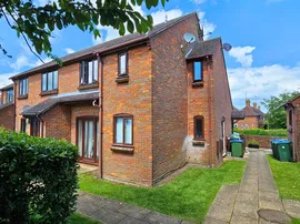 Quainton Road, Waddesdon, Aylesbury photo
