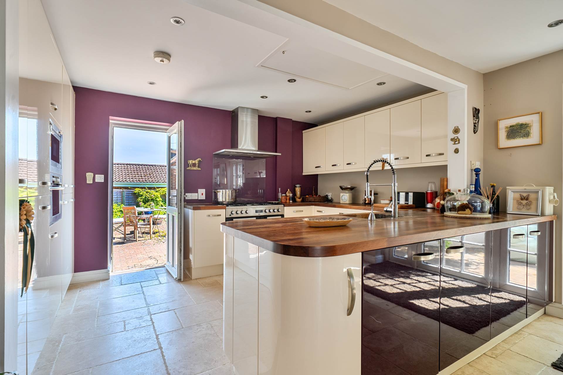 Southwick, Wiltshire - Lot 1 Image 2