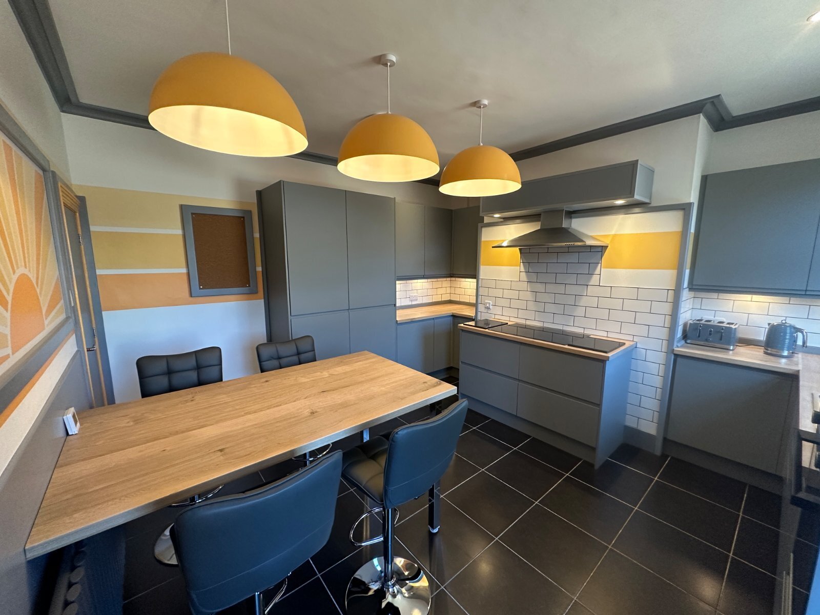 Belton Street, Huddersfield, HD5 Image 1