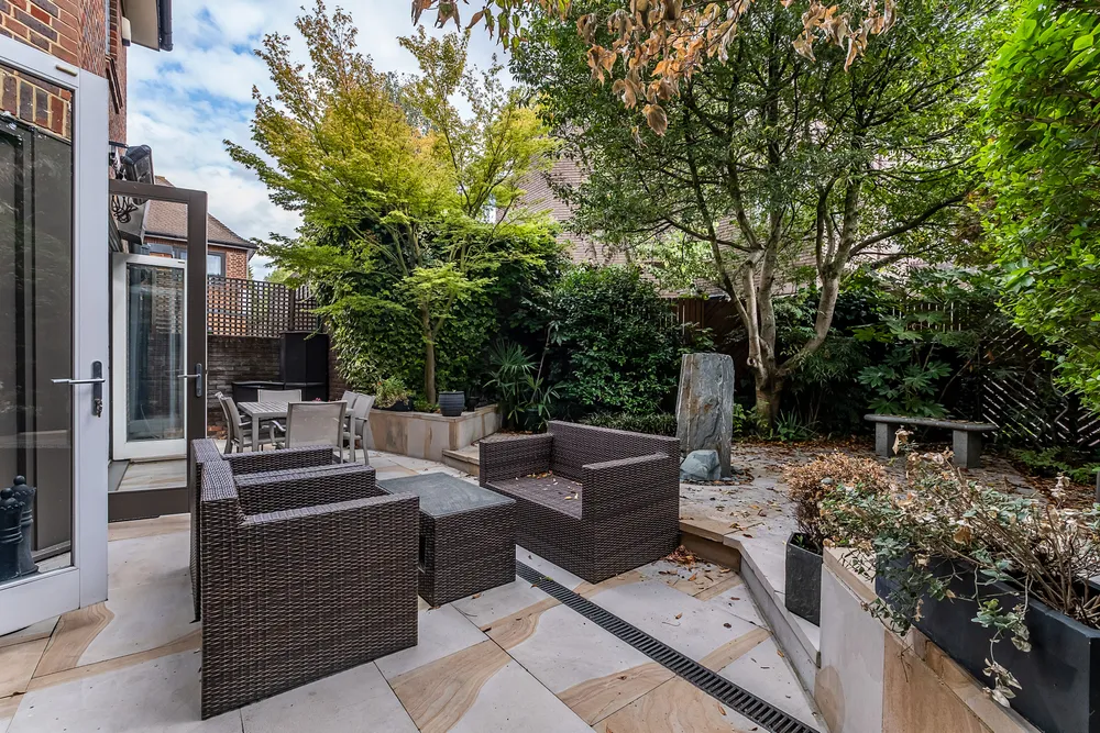 Elm Tree Road, London, NW8