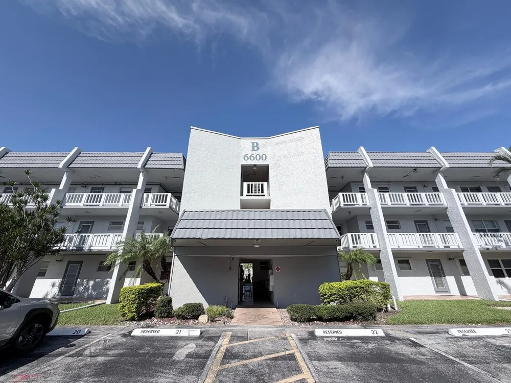 6600 Royal Palm Blvd, Margate, FL 33063