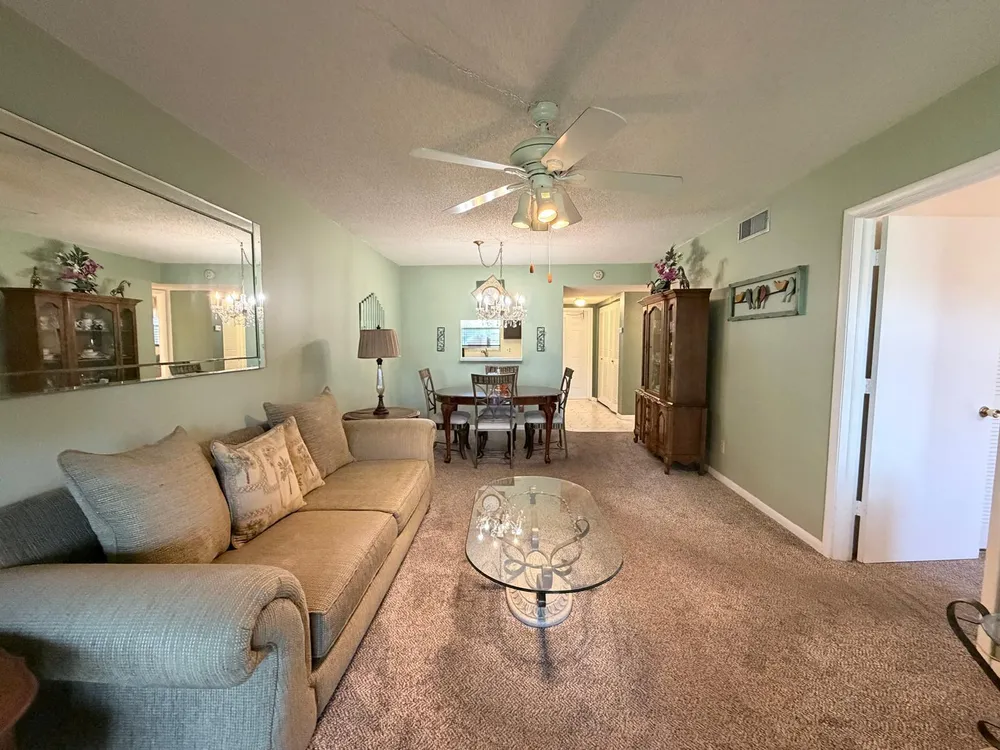6600 Royal Palm Blvd, Margate, FL 33063