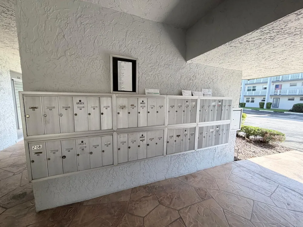6600 Royal Palm Blvd, Margate, FL 33063