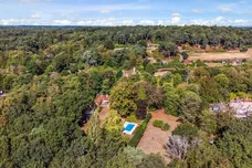 Chertsey Road, Windlesham, GU20 photo 3