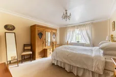 Chertsey Road, Windlesham, GU20 photo 17