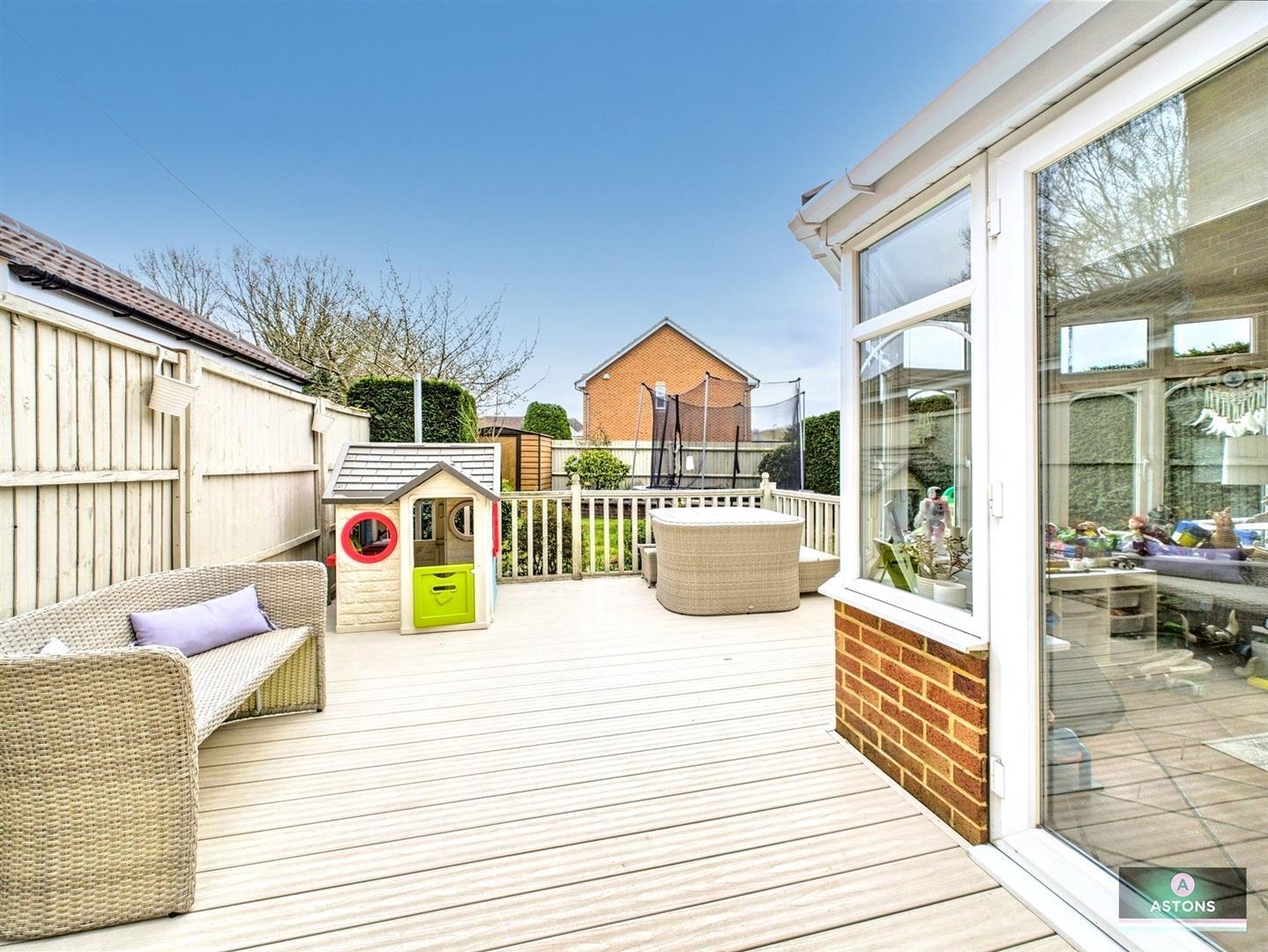 Mayes Close, Maidenbower Image 4