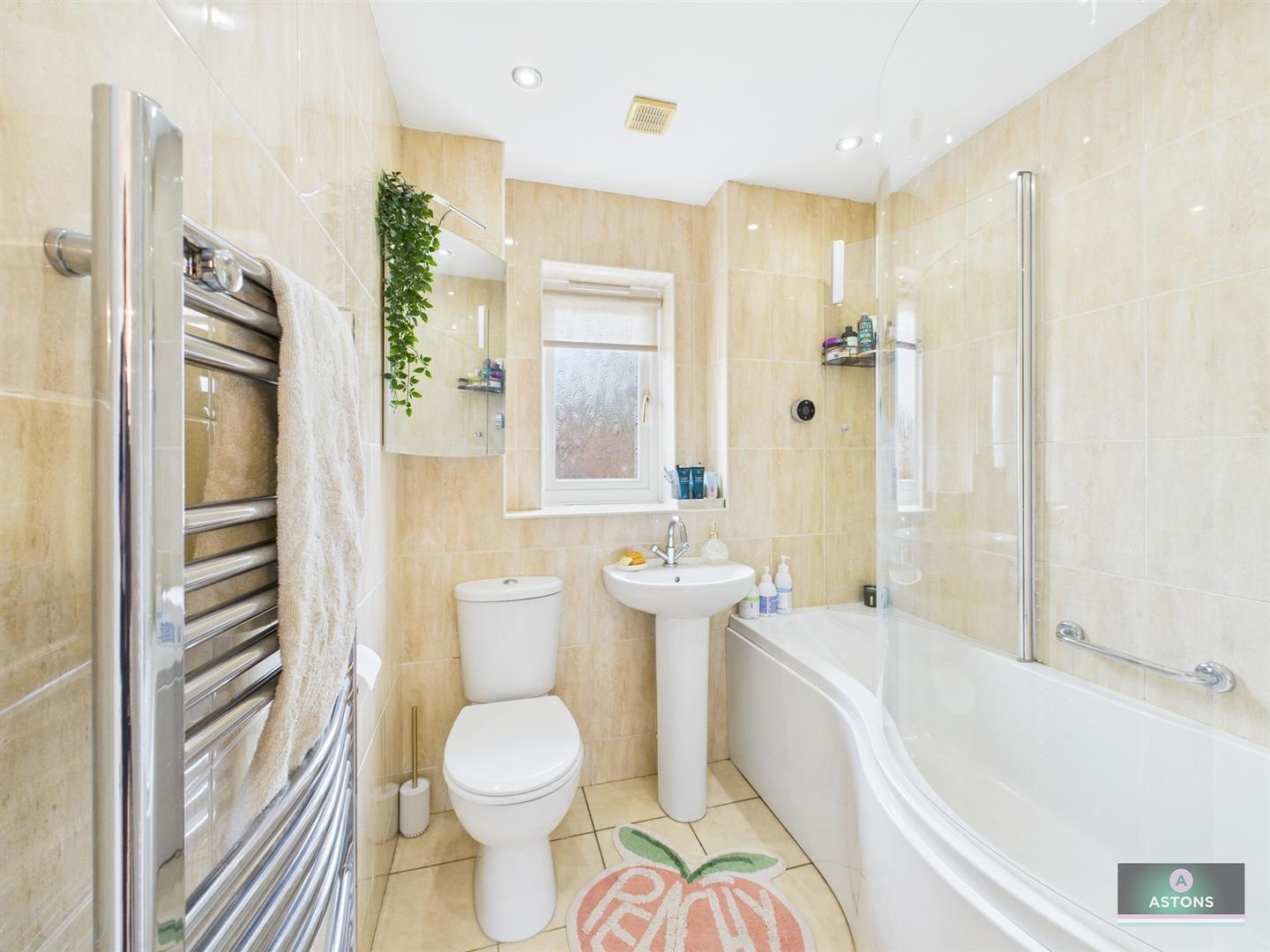 Mayes Close, Maidenbower Image 8
