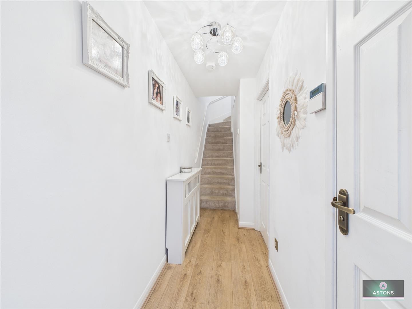 Mayes Close, Maidenbower Image 9
