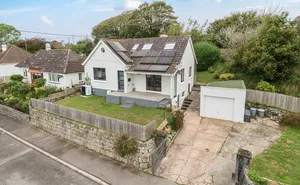 Hillcrest, Helston, Cornwall, TR13 photo