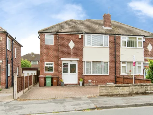 Lyon Road, PONTEFRACTphoto