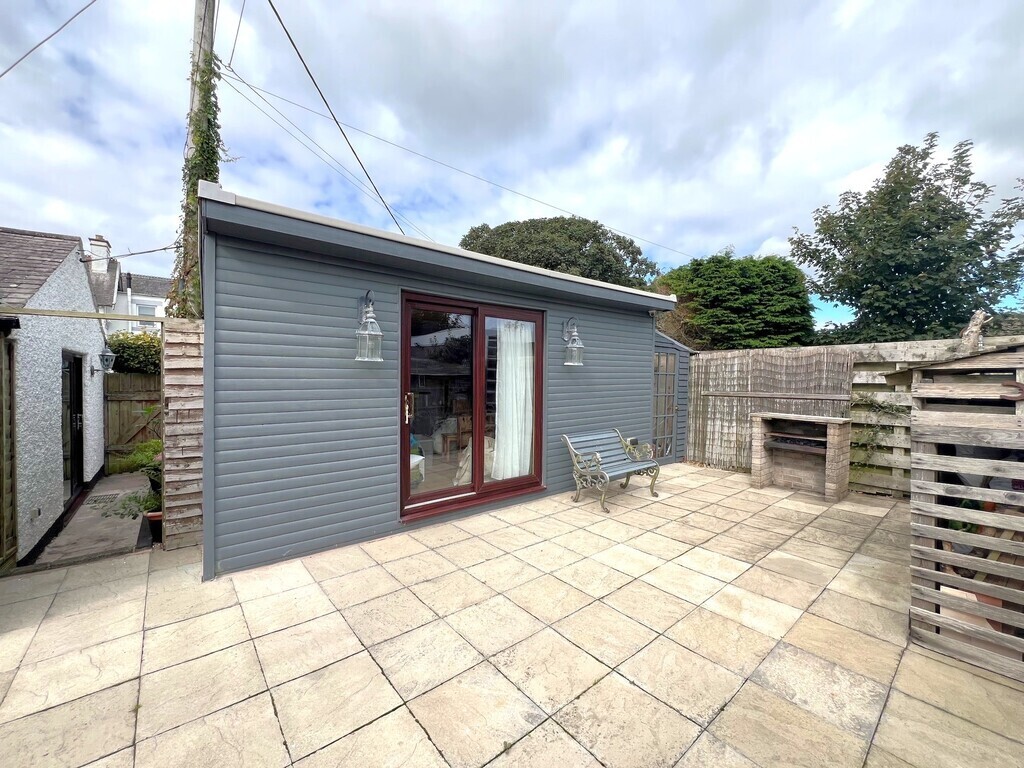 Whiterow, Powfoot Image 25