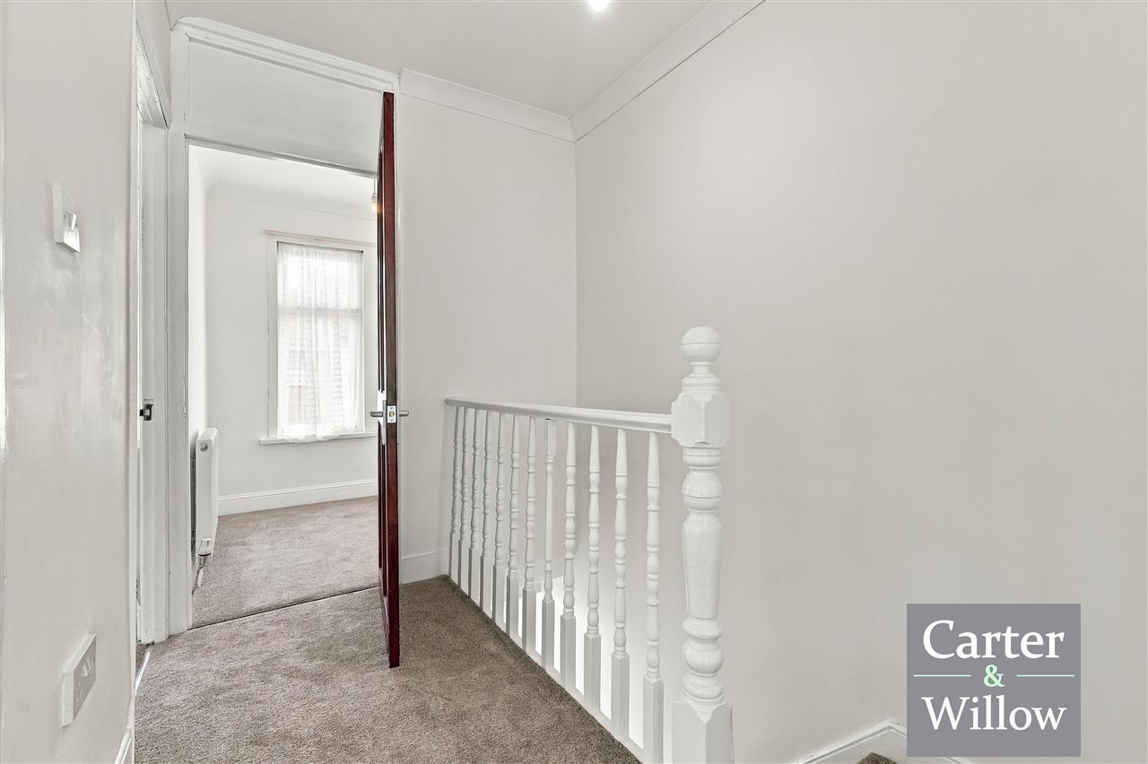 Sparsholt Road, Barking, Essex Image 11