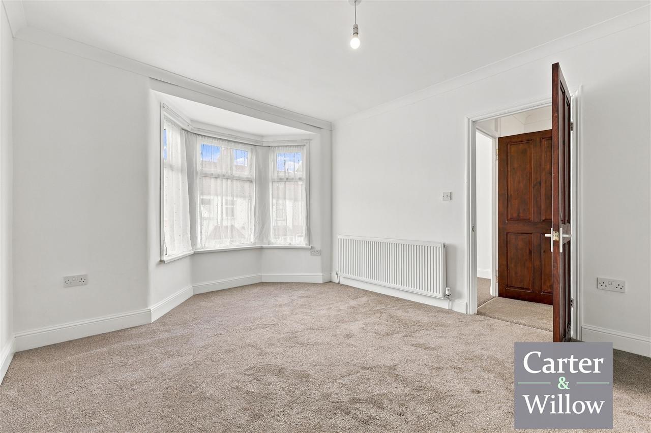 Sparsholt Road, Barking, Essex Image 12