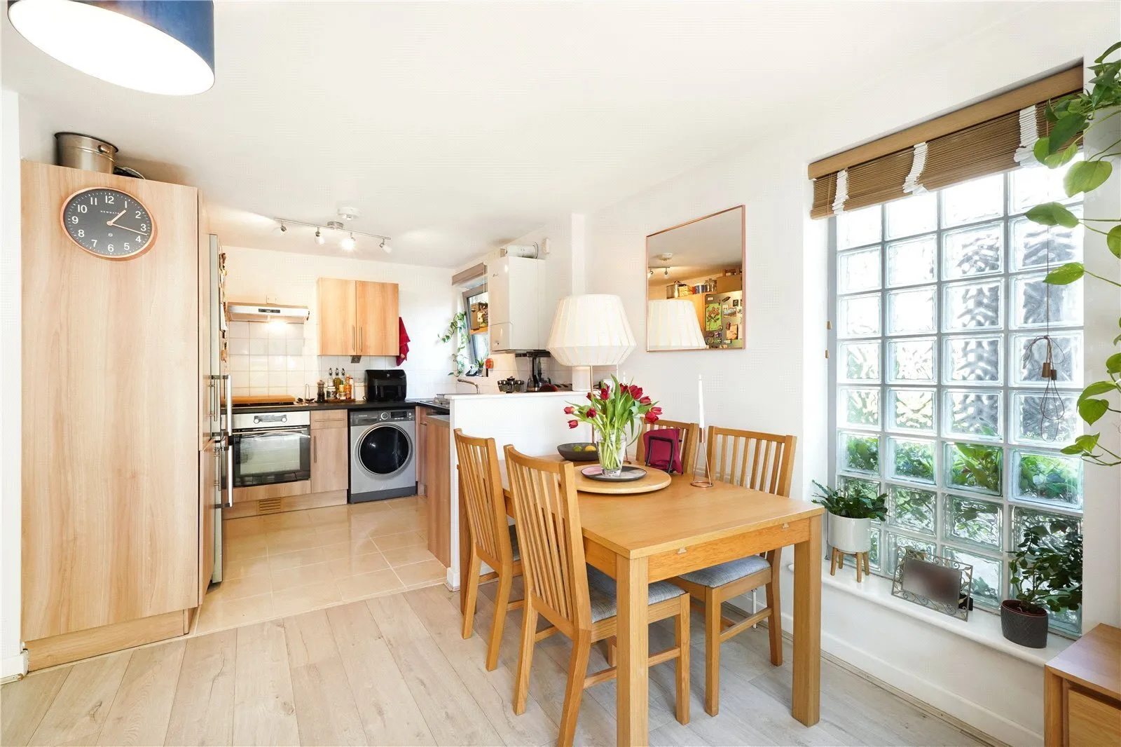 Mapesbury Road, Willesden Green, London, NW2