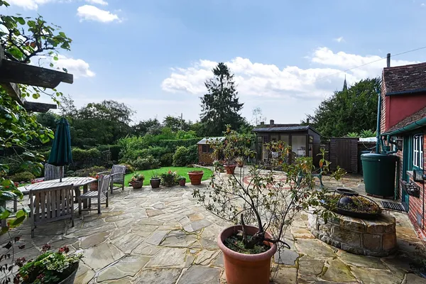 North Lane, West Hoathly, RH19 photo 12