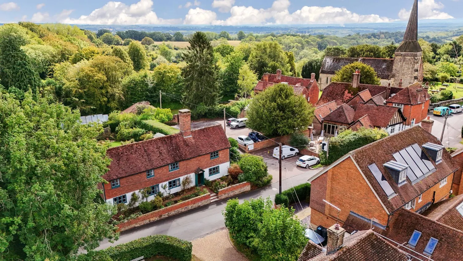 North Lane, West Hoathly, RH19 photo 26