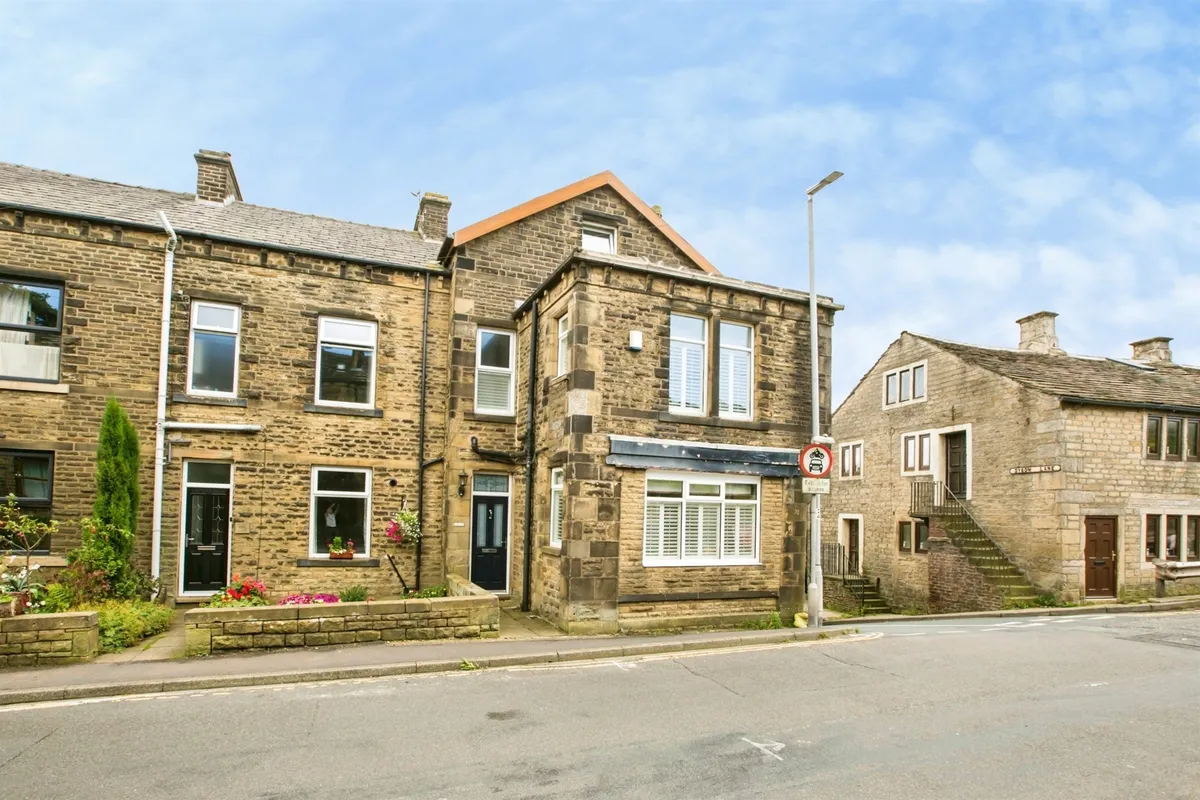 Rochdale Road, Ripponden, SOWERBY BRIDGE