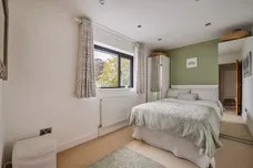 Salisbury Road, Marlborough, SN8 photo 15