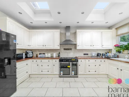 Addington Drive, Londonphoto