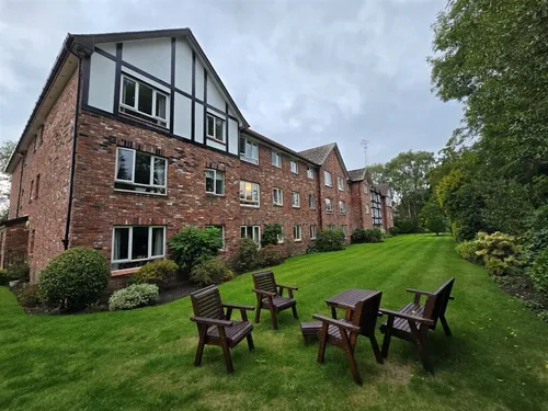 Grove Avenue, WILMSLOWphoto