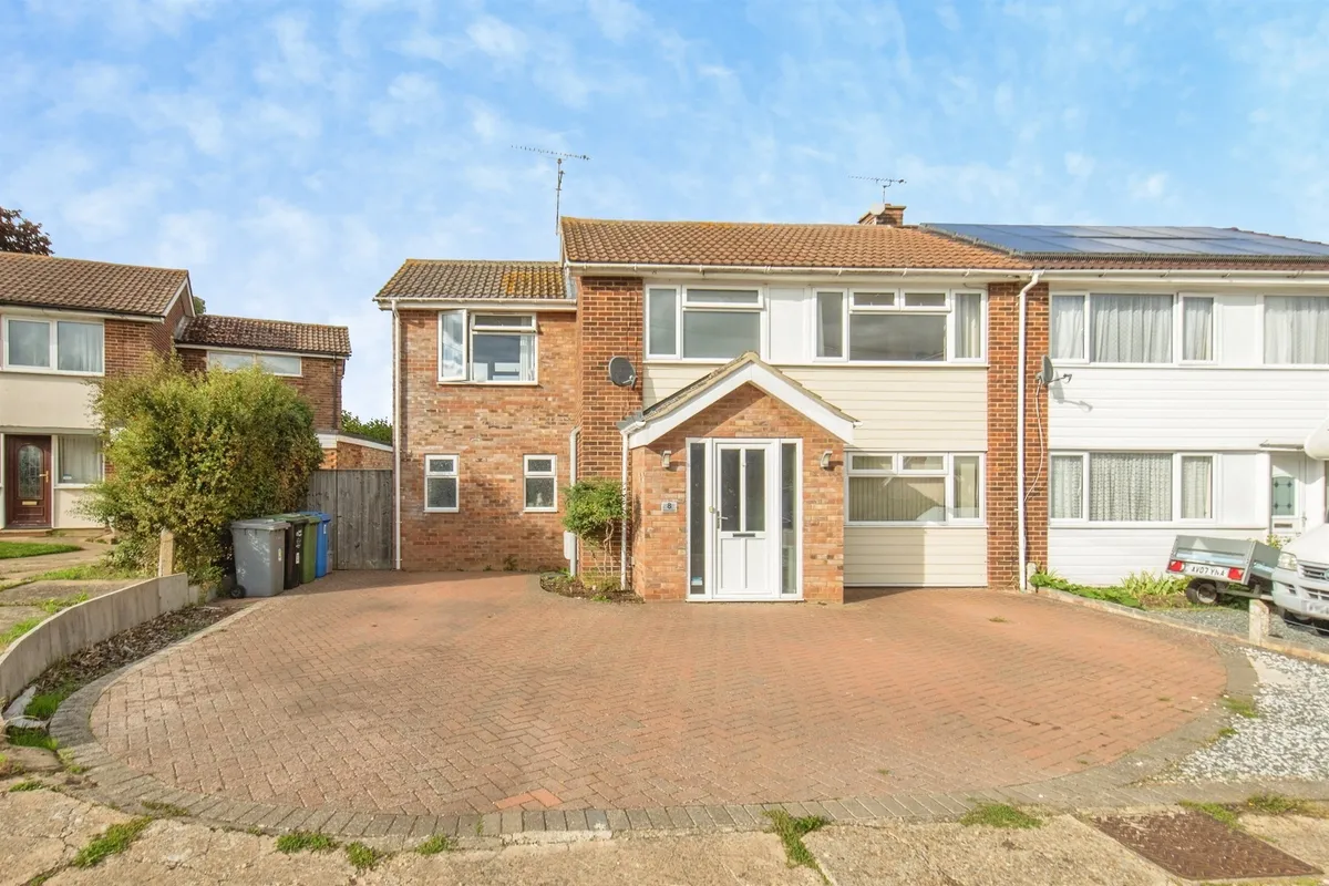 Blackdown Avenue, Rushmere St. Andrew, Ipswich