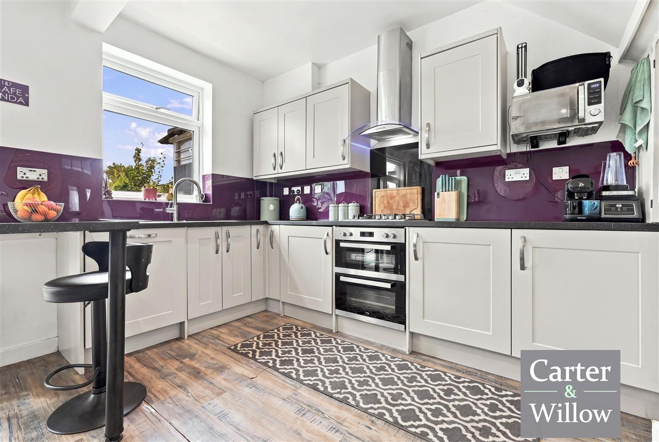 Winmill Road, Essex Image 5